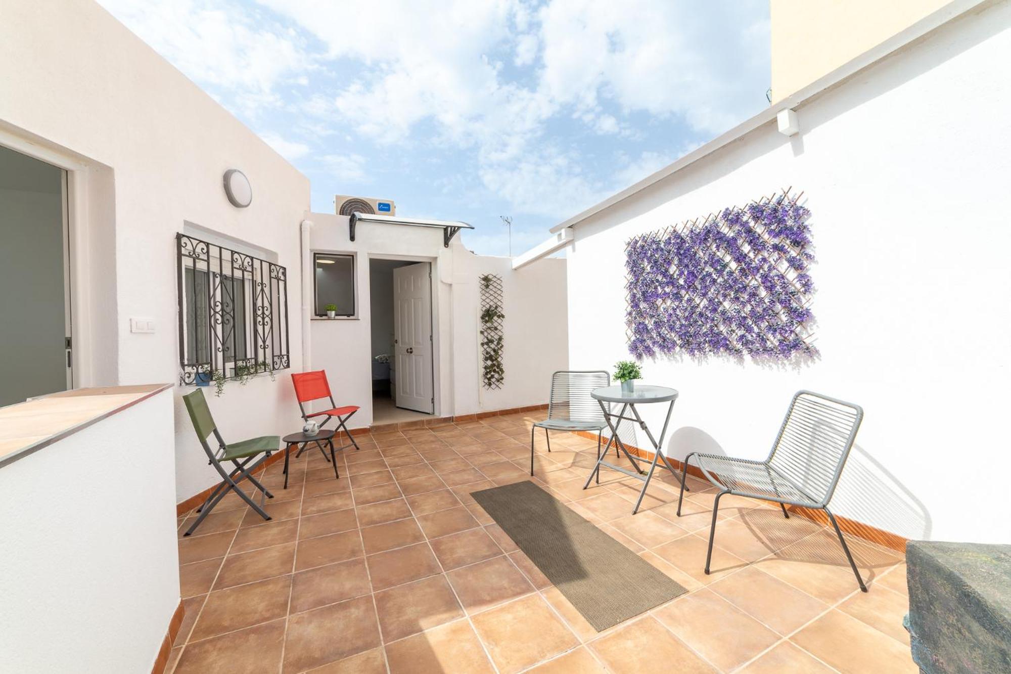 Casa Maruchi - Apartamento อัลเมรีอา ภายนอก รูปภาพ