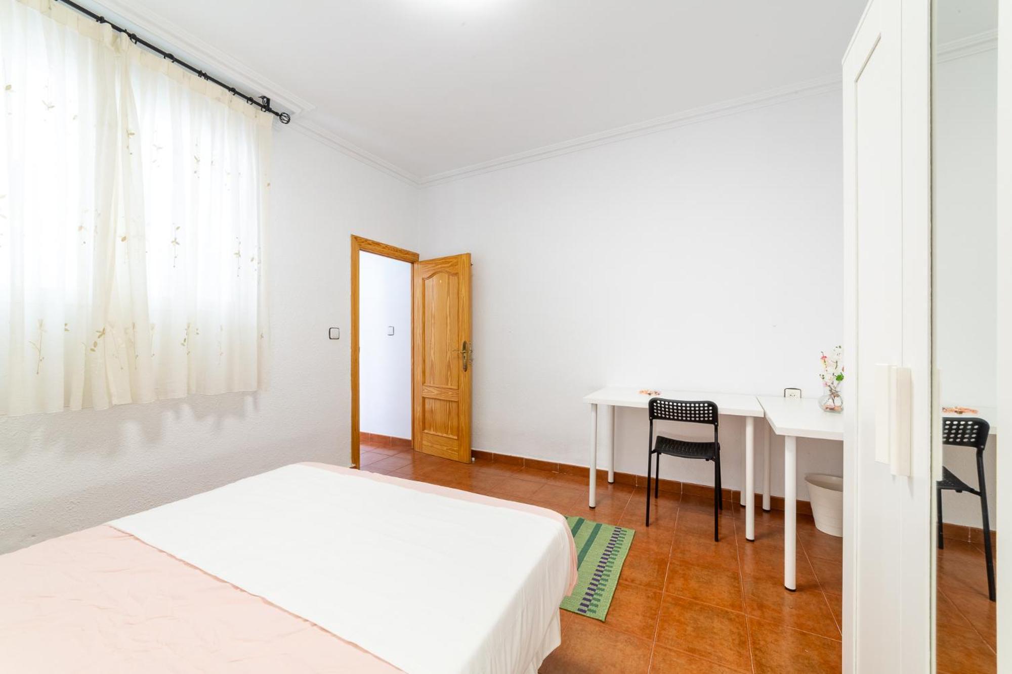 Casa Maruchi - Apartamento อัลเมรีอา ภายนอก รูปภาพ