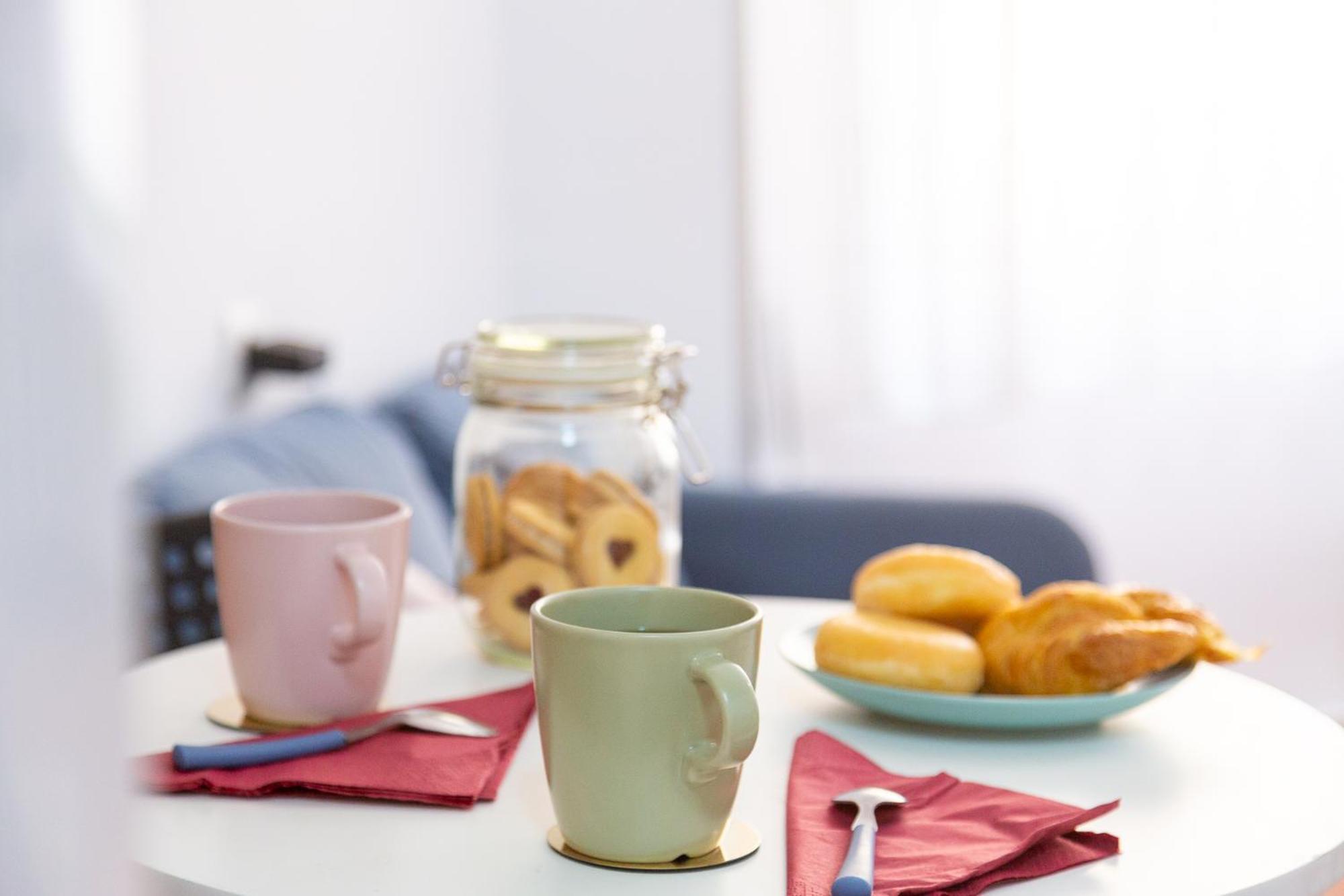Casa Maruchi - Apartamento อัลเมรีอา ภายนอก รูปภาพ
