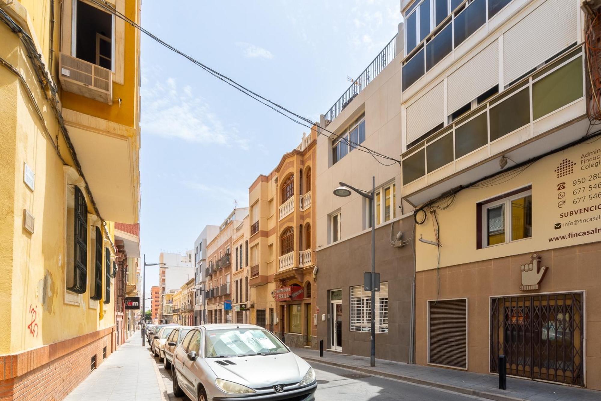 Casa Maruchi - Apartamento อัลเมรีอา ภายนอก รูปภาพ