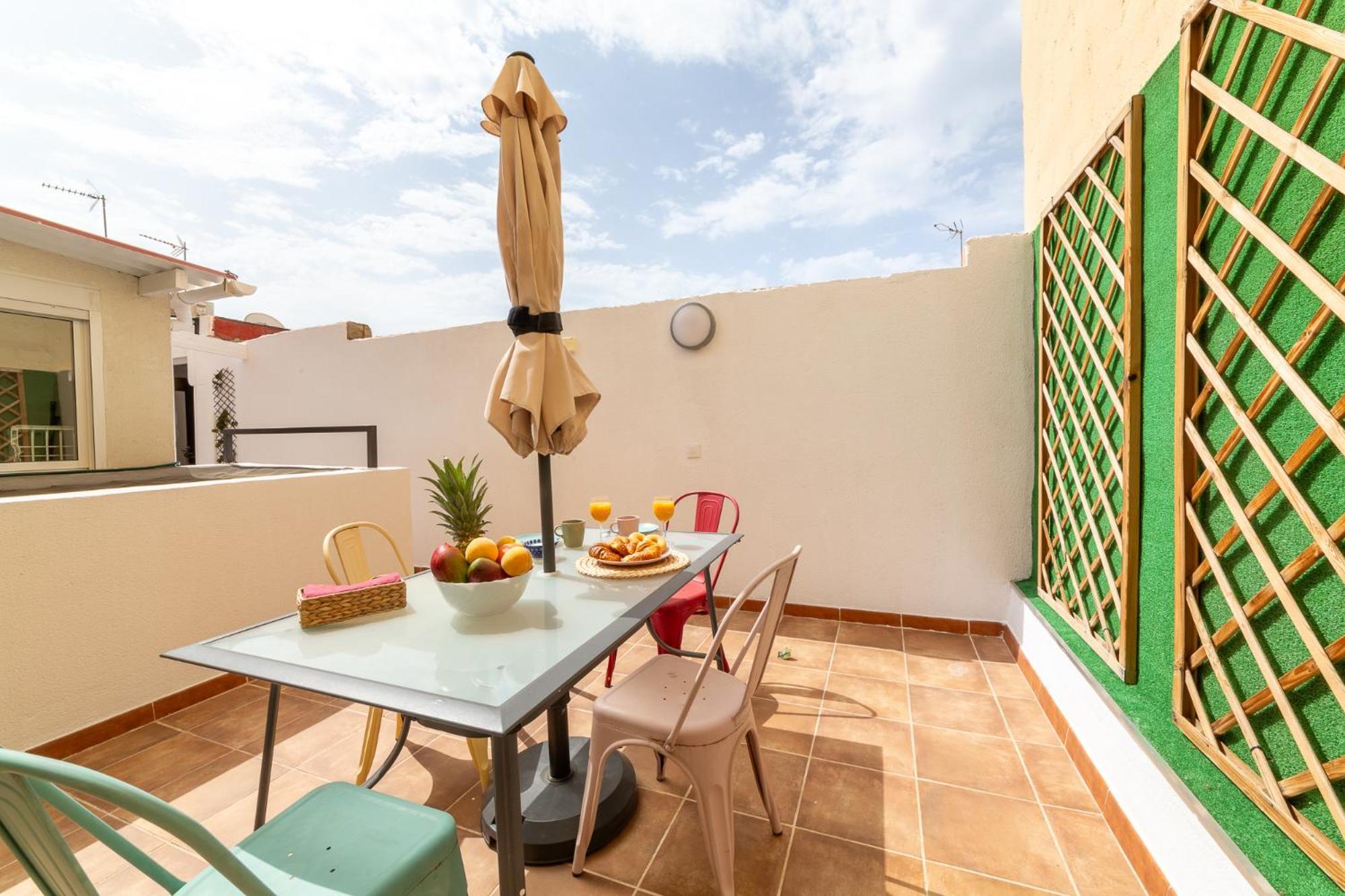 Casa Maruchi - Apartamento อัลเมรีอา ภายนอก รูปภาพ