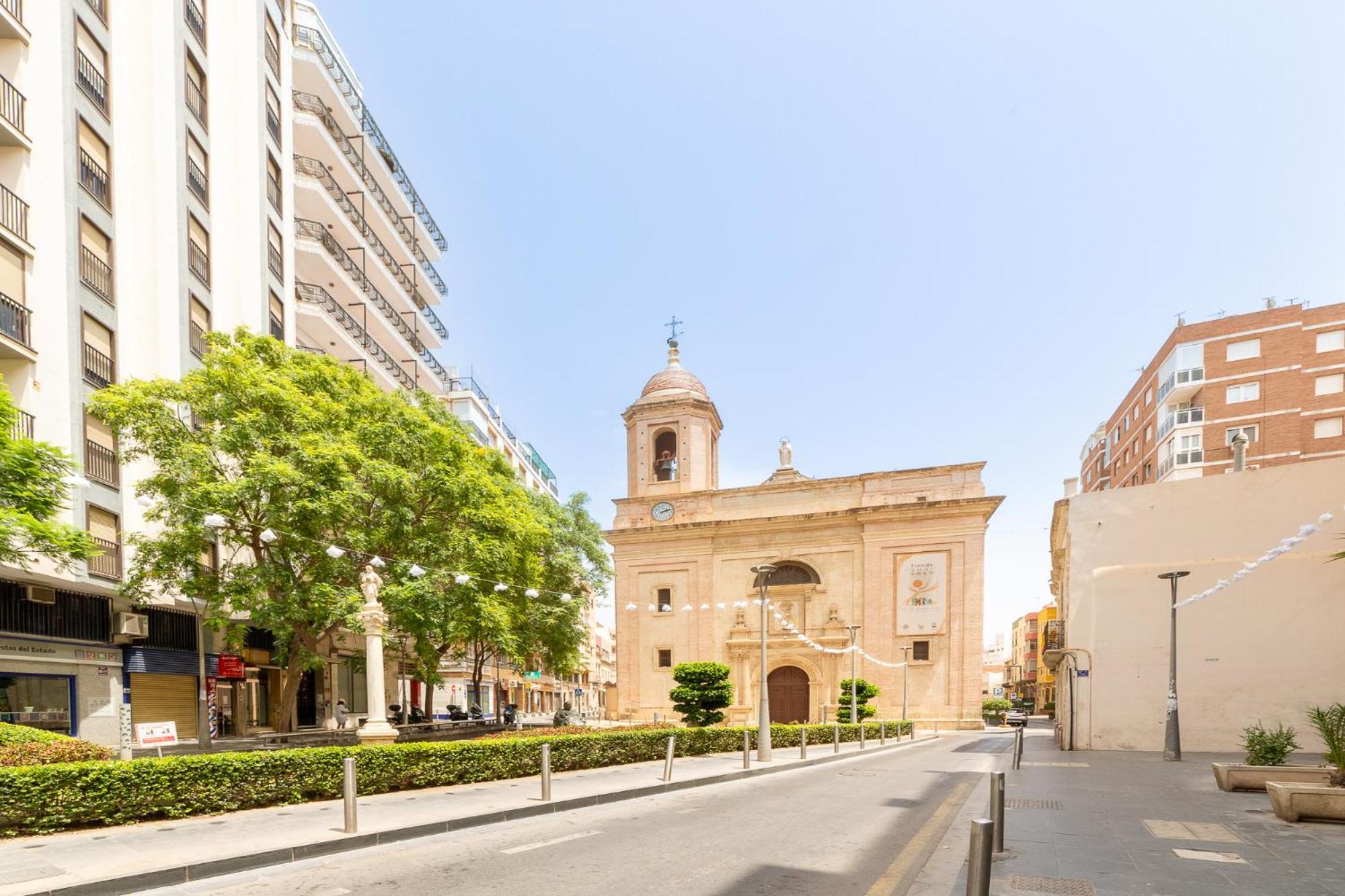 Casa Maruchi - Apartamento อัลเมรีอา ภายนอก รูปภาพ